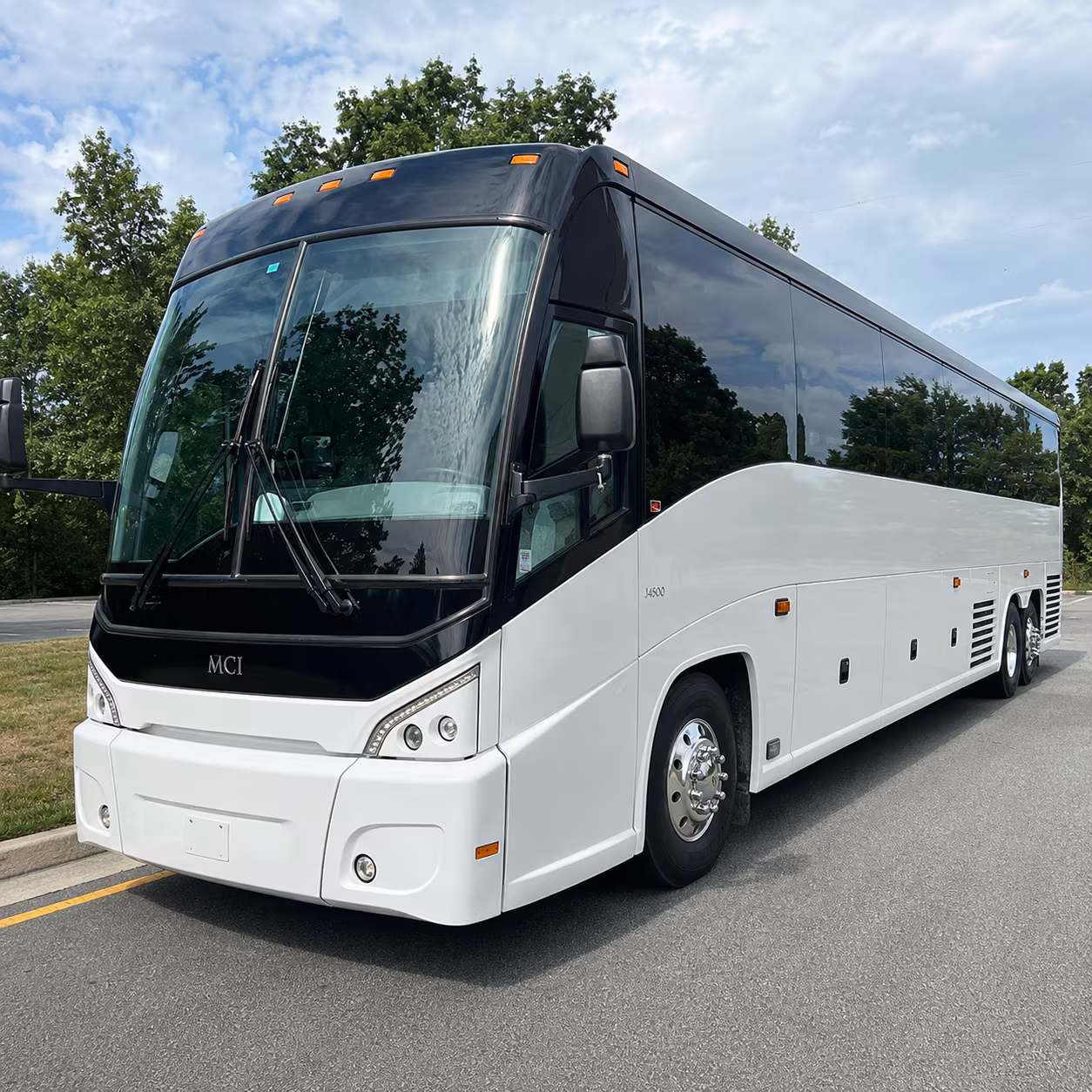 let sanramoncharterbuscompany com handle the logistics for your next youth group retreat